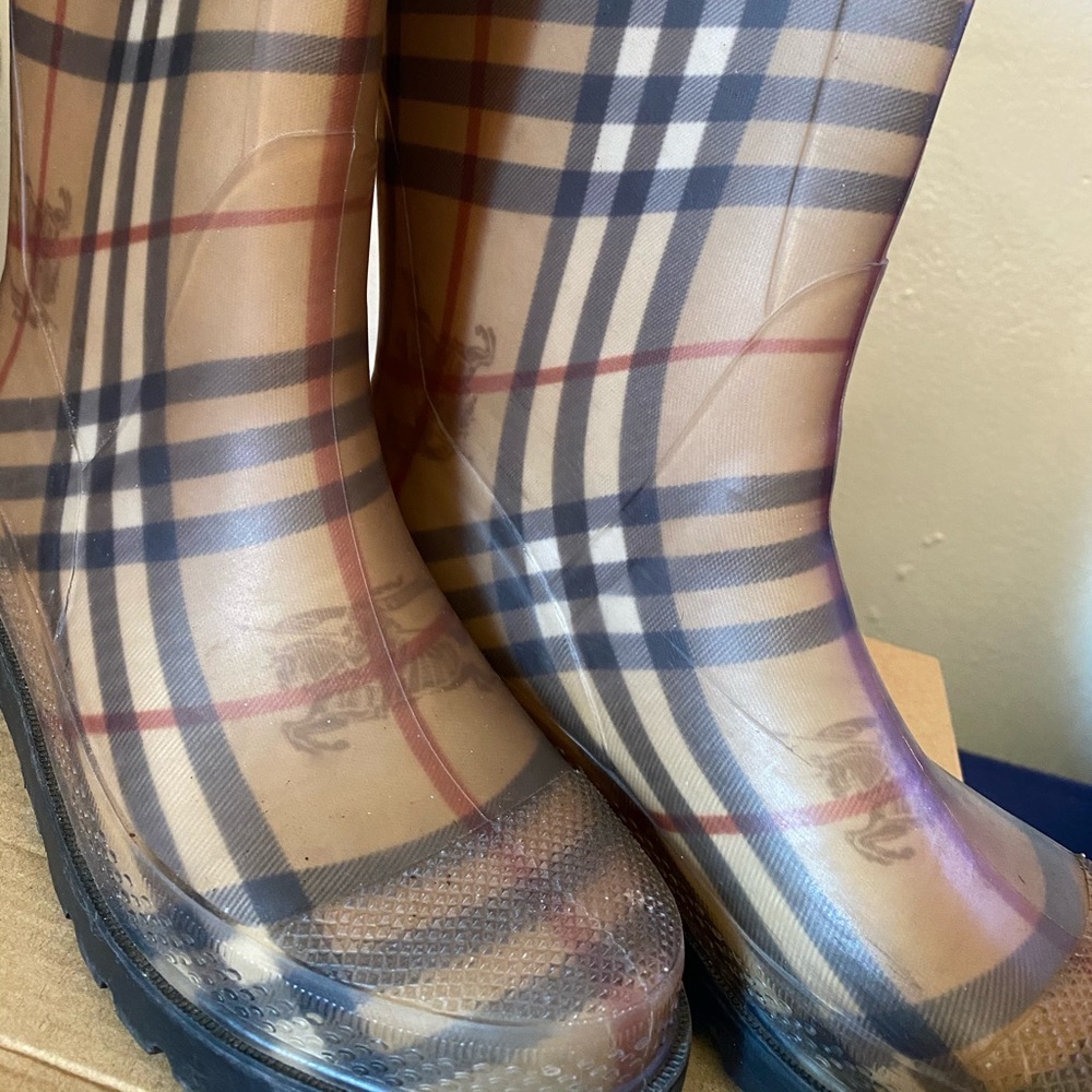 Burberry rain boots